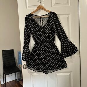 Hollister Black and White Patterned Romper